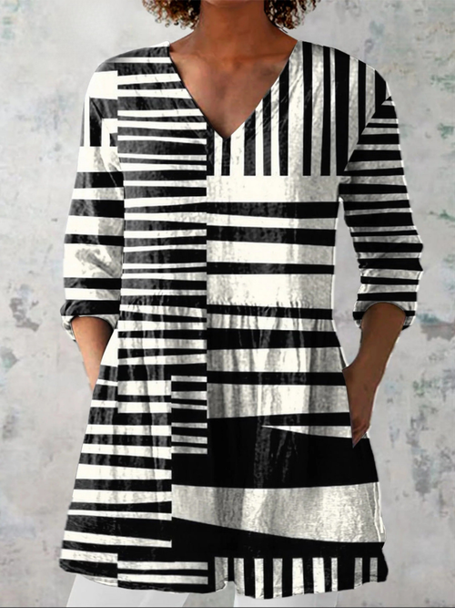 Sophie - Long Blouse with V-Neck