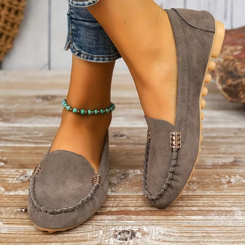Gwen™ | Metal Stitch Comfort Loafers